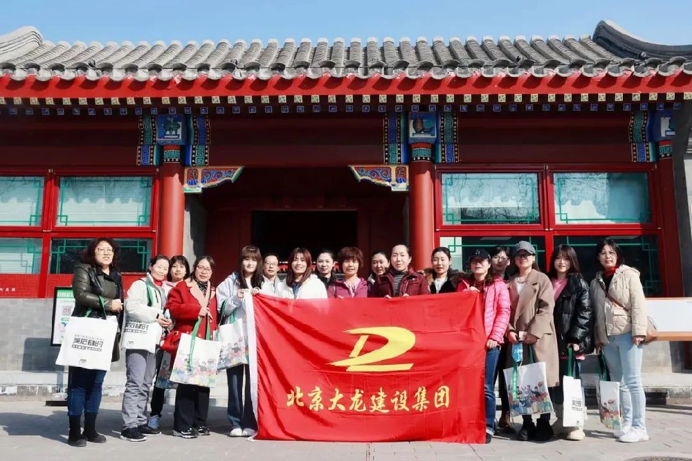 大眾創(chuàng)業(yè)，萬(wàn)眾創(chuàng)新——“半邊天”參觀學(xué)習(xí)促成長(zhǎng)